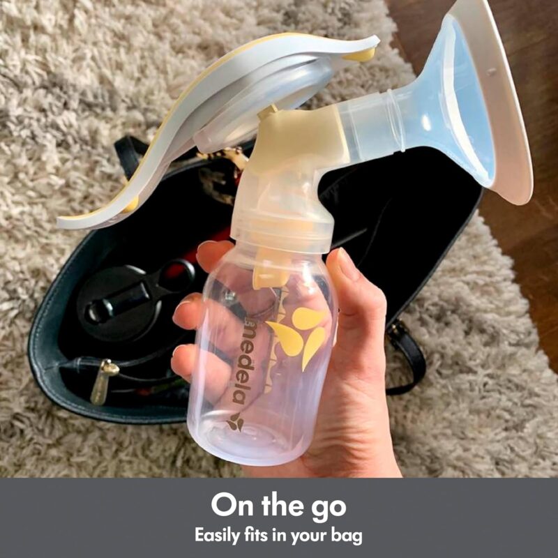 Medela Manual breast pump with Flex Shields Harmony Single Hand for More Comfort and Expressing More Milk