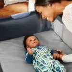 GracoÂ® Pack 'n PlayÂ® Simple Solutionsâ„¢ Playard, Cam