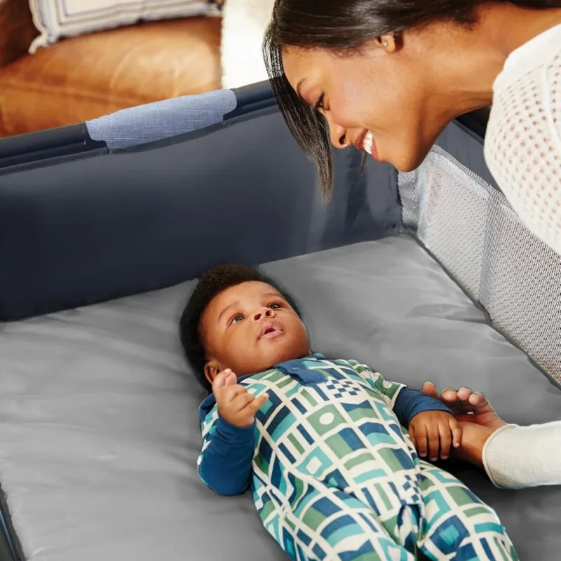 GracoÂ® Pack 'n PlayÂ® Simple Solutionsâ„¢ Playard, Cam